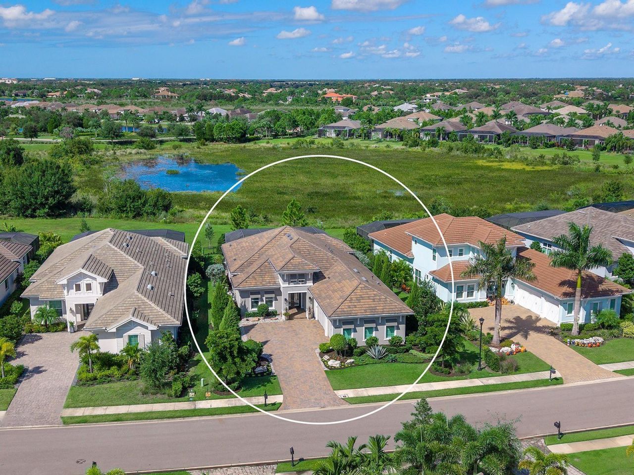 8242 Pavia Way, Lakewood Ranch, FL 34202 Photo