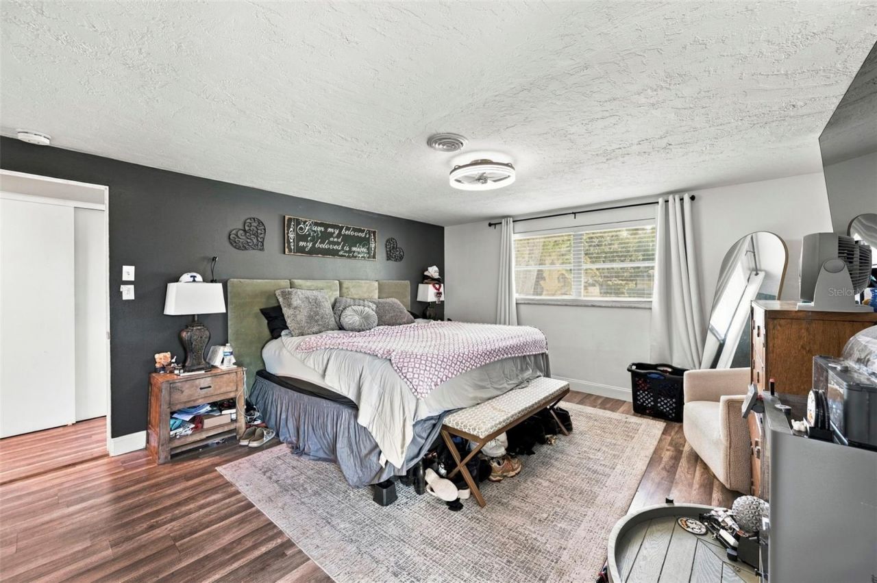 5105 W Country Club Drive , Sarasota, FL 34243 Photo