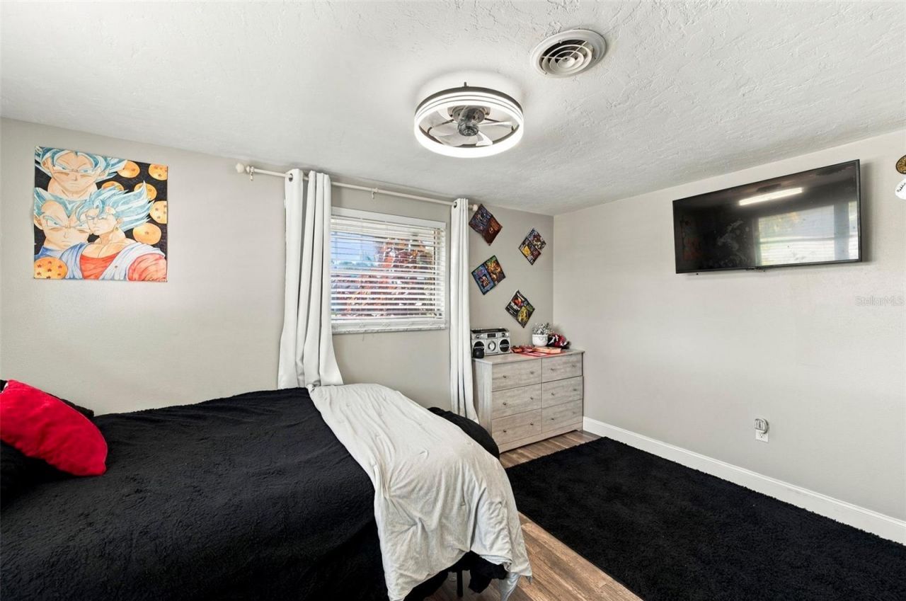 5105 W Country Club Drive , Sarasota, FL 34243 Photo