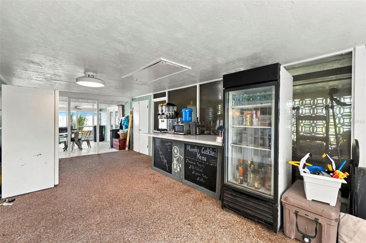 5105 W Country Club Drive , Sarasota, FL 34243 Photo