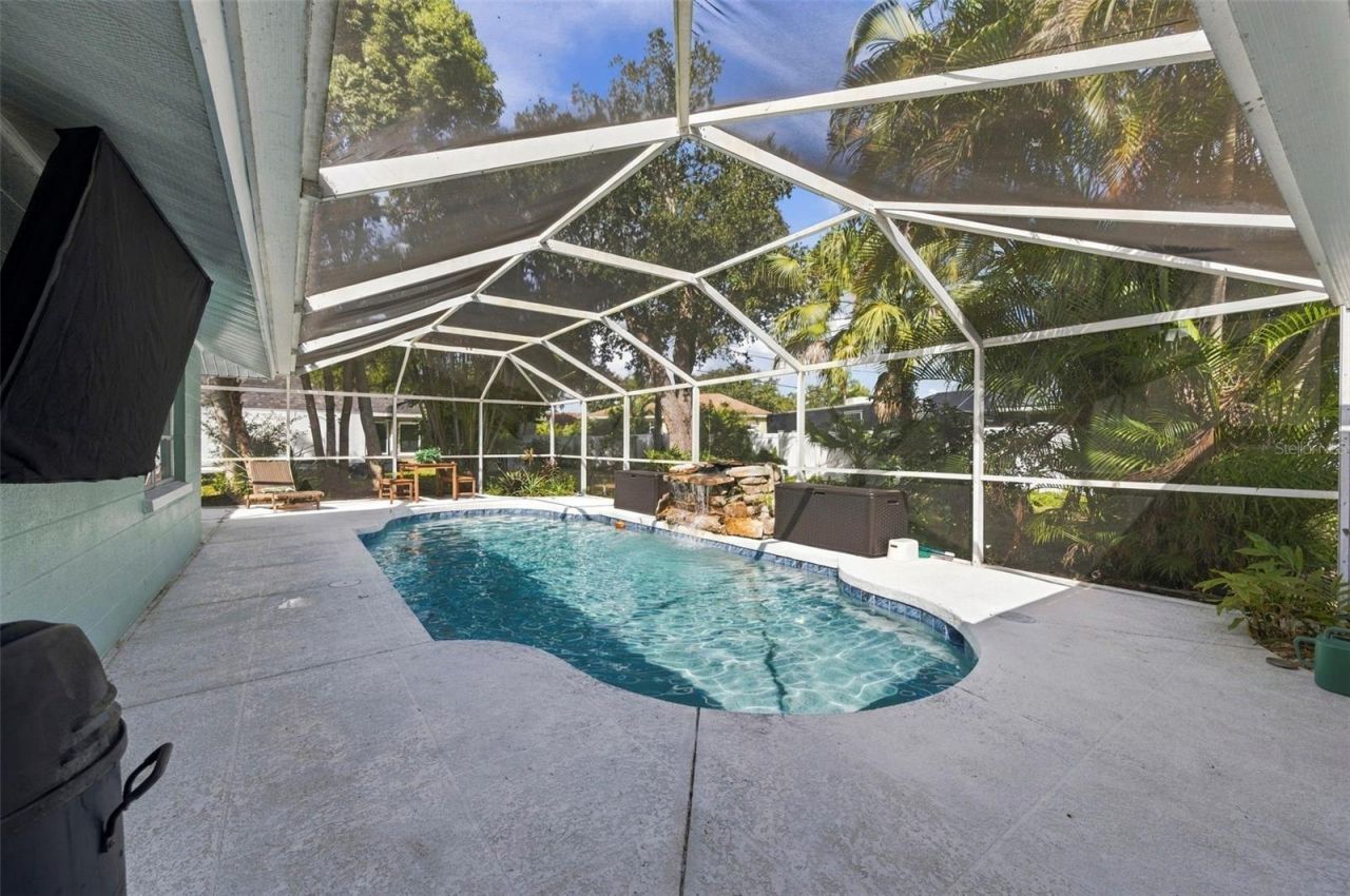 5105 W Country Club Drive , Sarasota, FL 34243 Photo