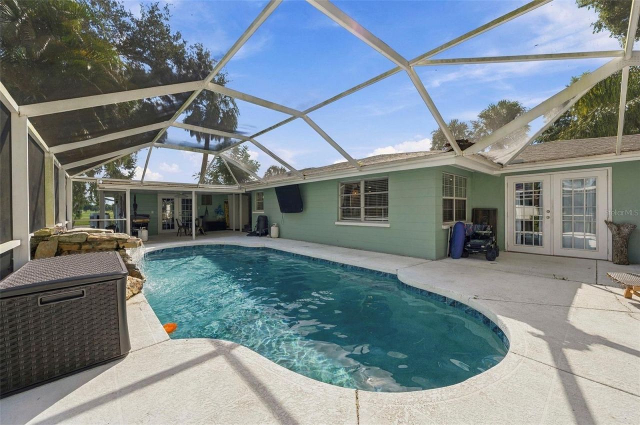 5105 W Country Club Drive , Sarasota, FL 34243 Photo