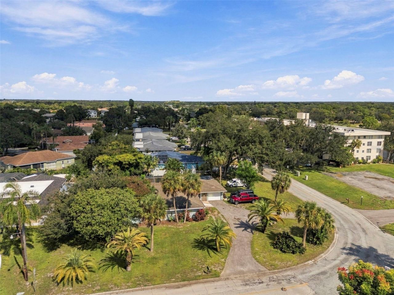 5105 W Country Club Drive , Sarasota, FL 34243 Photo