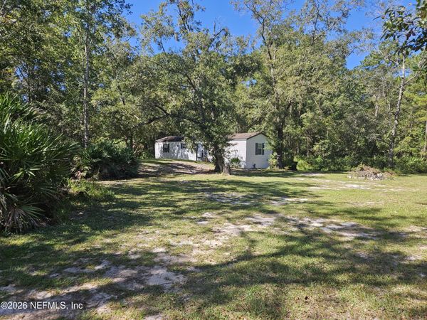 1562 BLUE JAY Drive, Middleburg, FL 32068