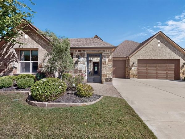 12204 Pepperidge Avenue, Denton, TX 76207