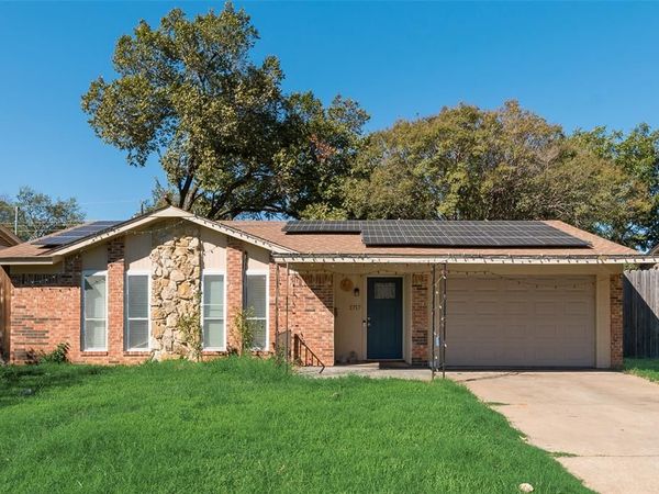 1717 Meadow Valley, Irving, TX 75060
