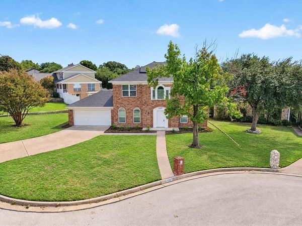 4309 Downsview Court, Arlington, TX 76016
