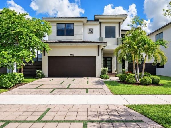 8763 NW 157th Ter , Miami Lakes, FL 33018
