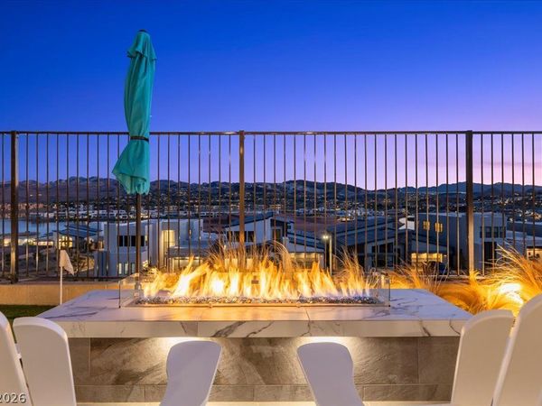 387 Faro Di Portofino Court , Henderson, NV 89011