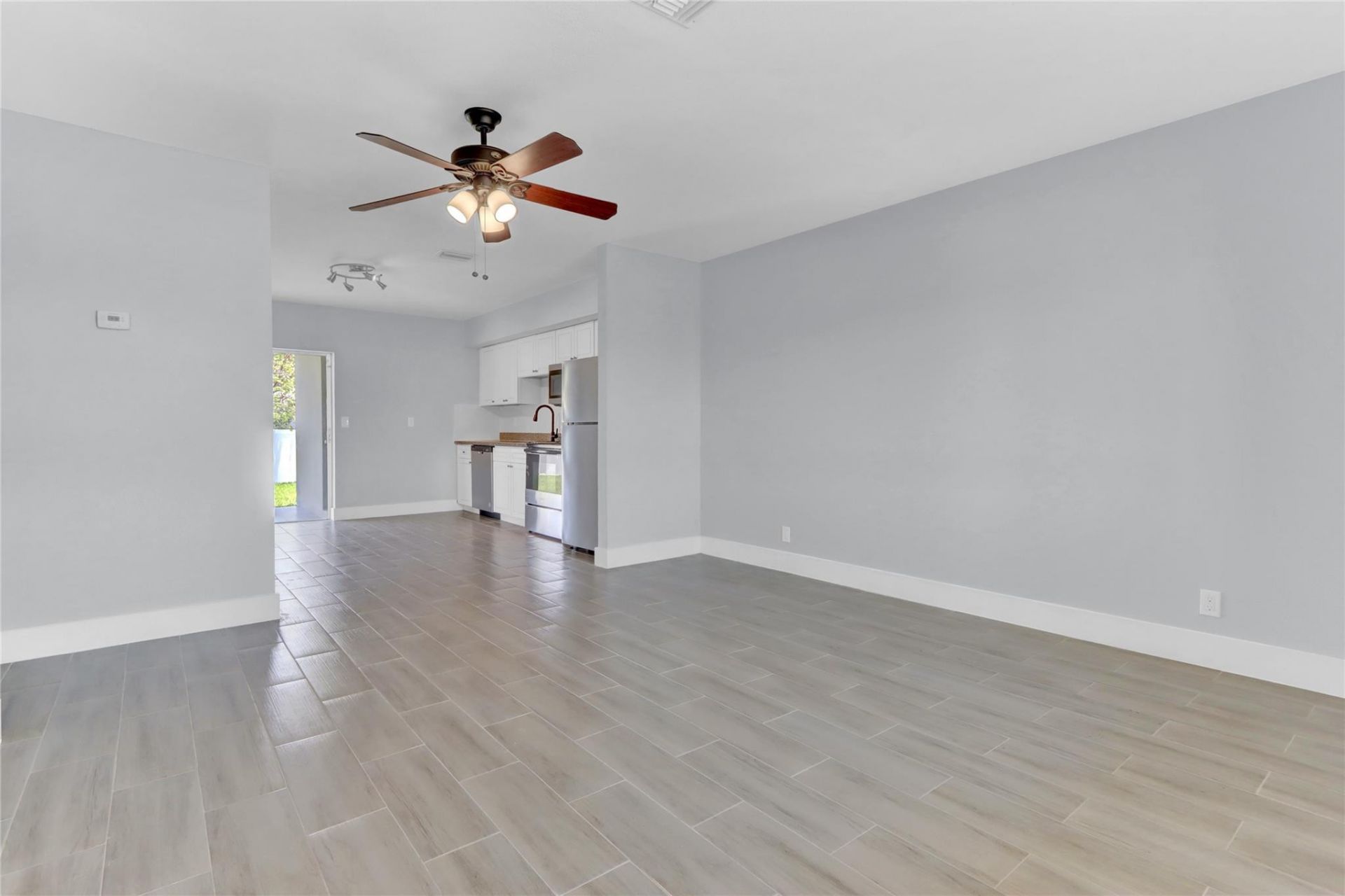 2822 N Dixie Highway, Boca Raton, FL 33431 Photo