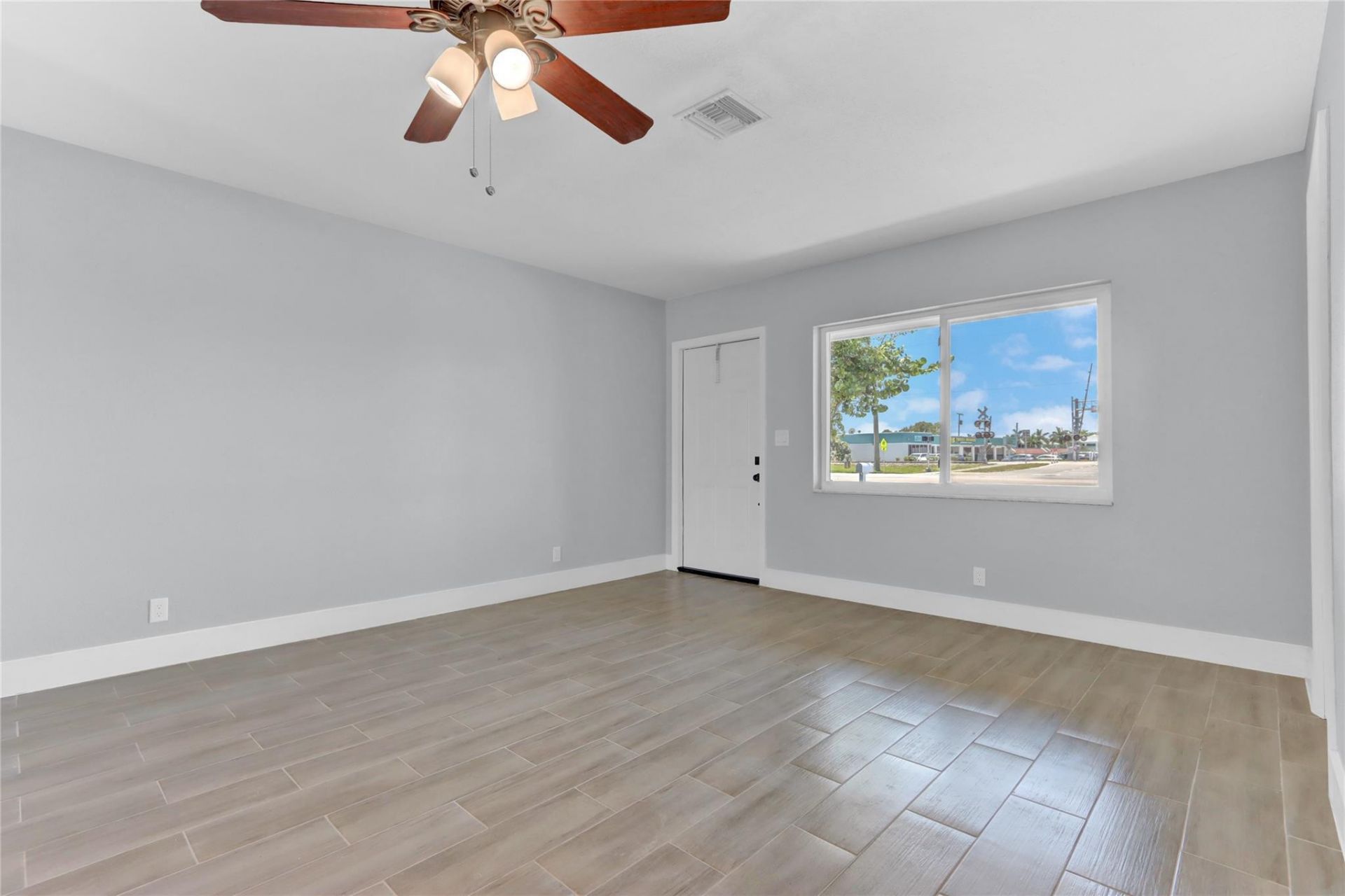2822 N Dixie Highway, Boca Raton, FL 33431 Photo