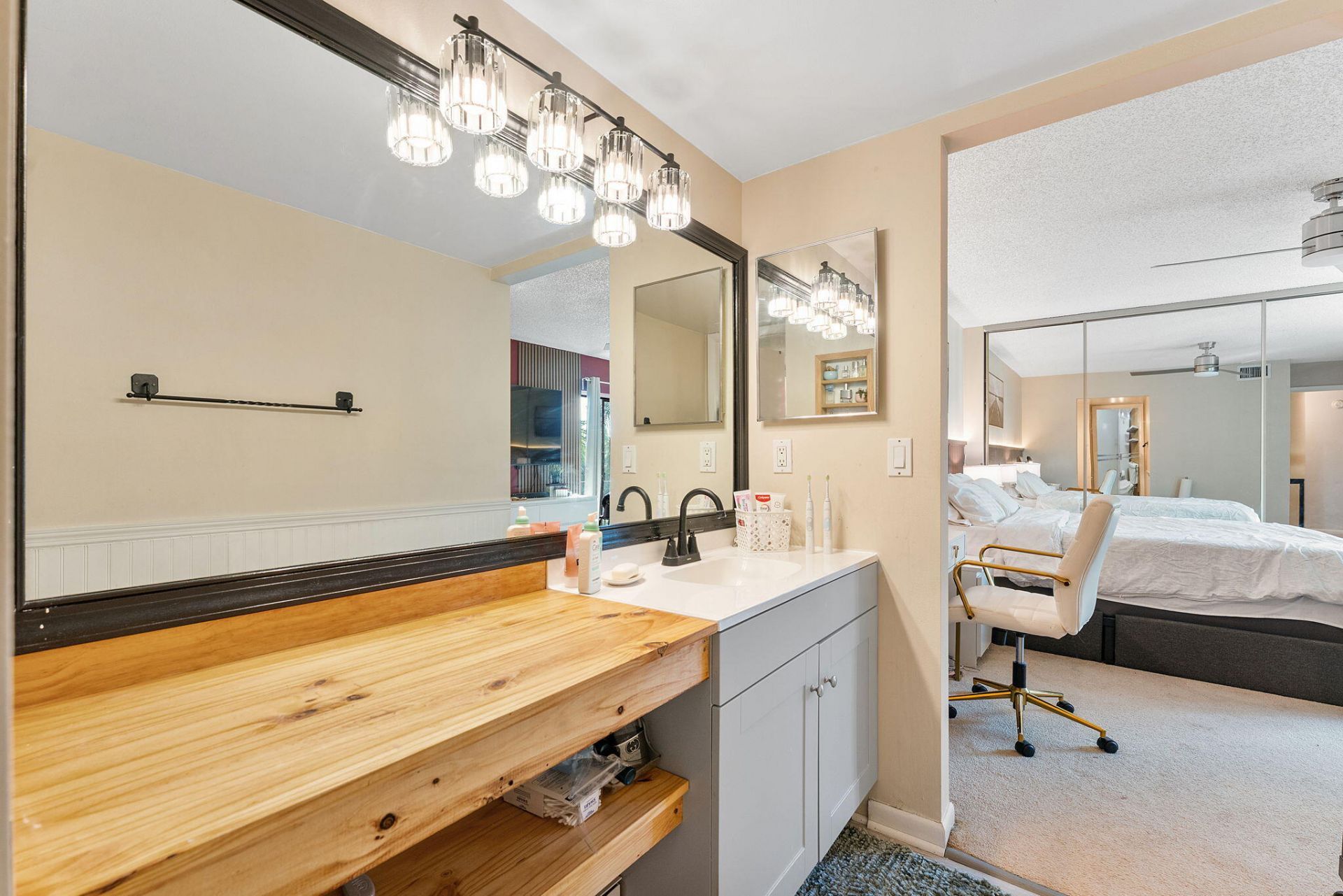 2185 White Pine Circle, Unit C, Greenacres, FL 33415 Photo