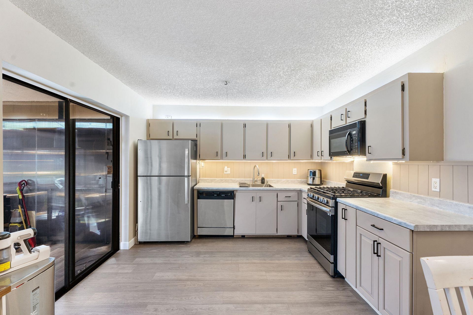 2185 White Pine Circle, Unit C, Greenacres, FL 33415 Photo