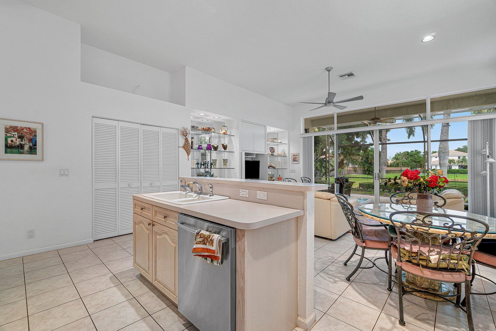 6668 NW 24th Terrace, Boca Raton, FL 33496 Photo