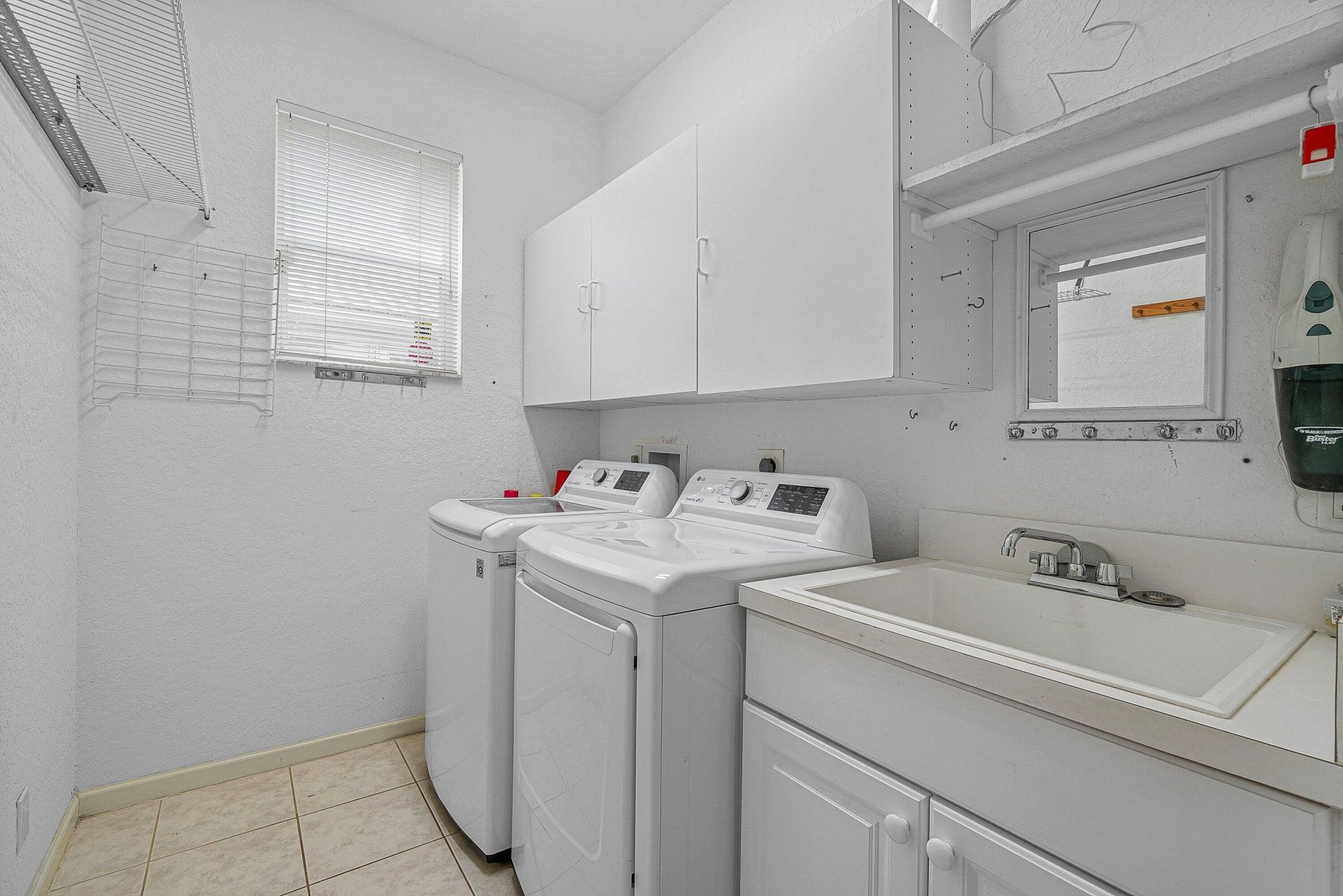 6668 NW 24th Terrace, Boca Raton, FL 33496 Photo