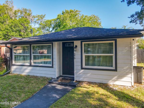 279 Selden Avenue, Ormond Beach, FL 32174