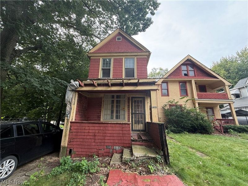 1274 E 100th Street, Cleveland, OH 44108 Photo 2