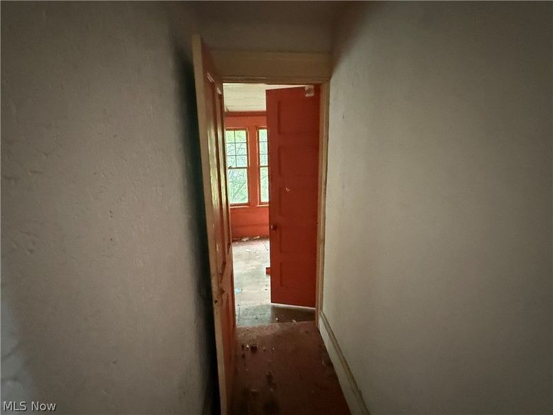 1274 E 100th Street, Cleveland, OH 44108 Photo 20