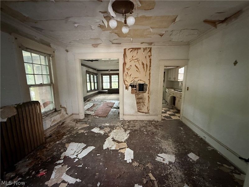 1274 E 100th Street, Cleveland, OH 44108 Photo 9