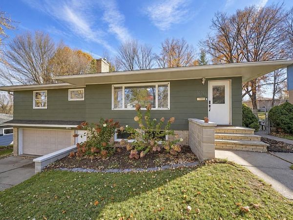 1621 N 1ST AVENUE, Wausau, WI 54401