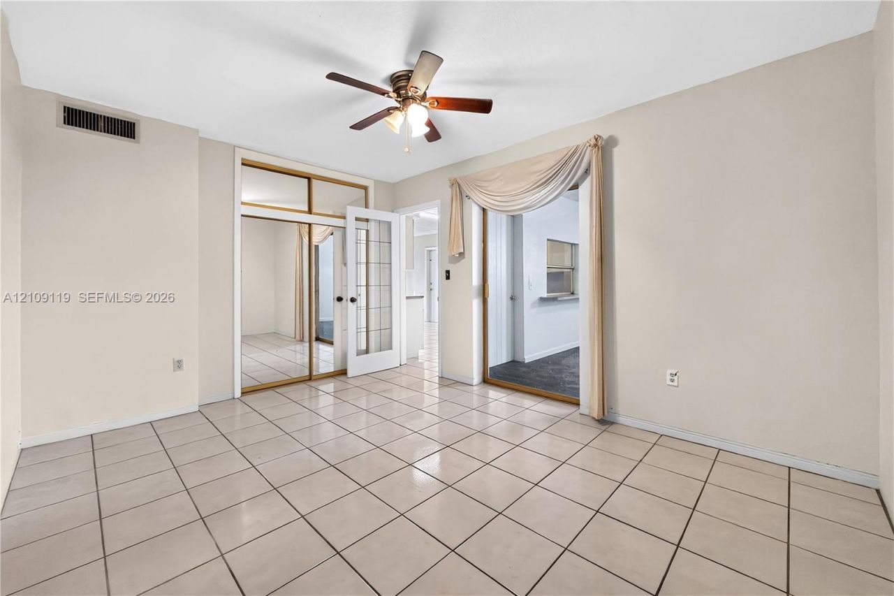 445 NW 202nd Ter , Miami Gardens, FL 33169 Photo