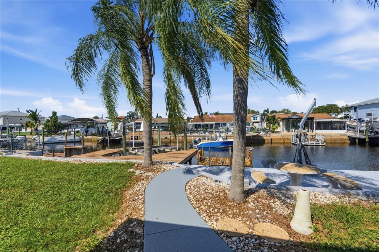 7507 Mako Drive, Hudson, FL 34667 Photo