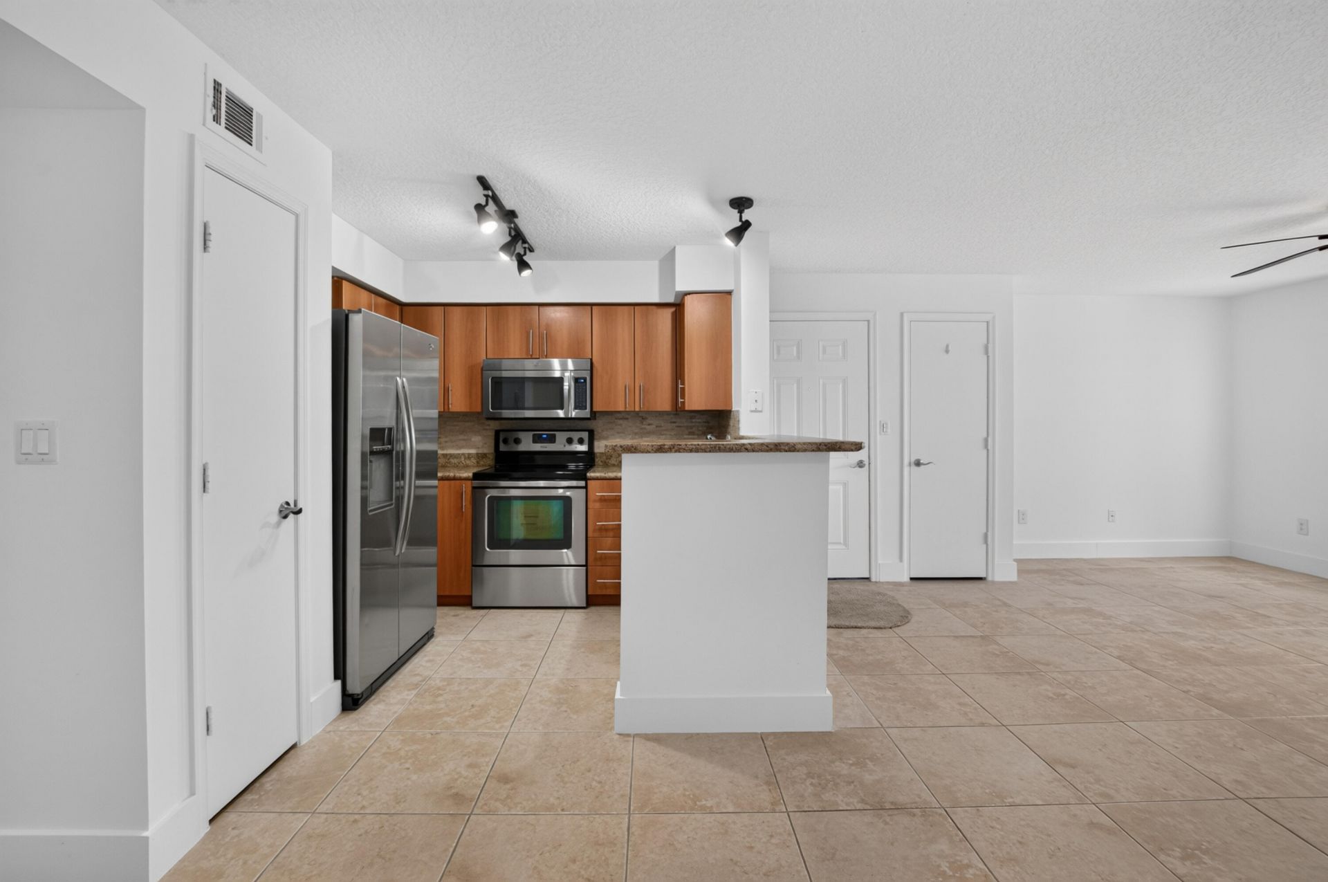 1205 Crystal Way, Unit A, Delray Beach, FL 33444 Photo