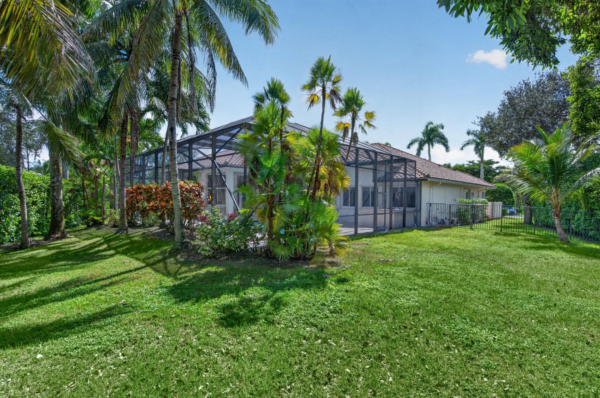 2476 Poinciana Lane, Weston, FL 33327 Photo