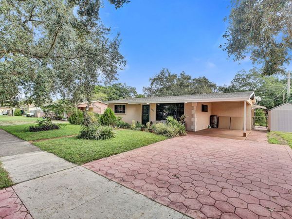 2610 NW 74TH Avenue, Hollywood, FL 33024