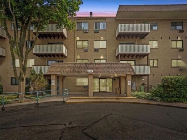 290 N WESTGATE Road , Unit 203, Mount Prospect, IL 60056