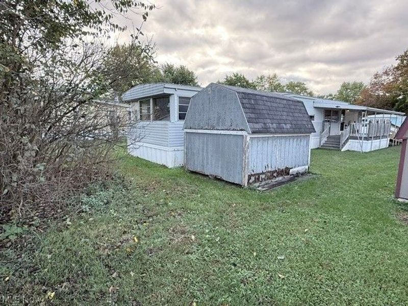 119 Coral Key SE, New Philadelphia, OH 44663 Photo 4