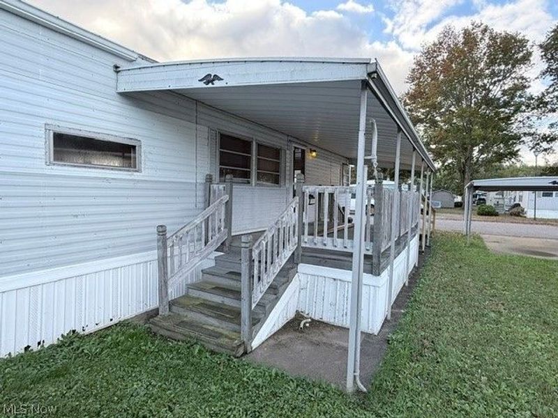 119 Coral Key SE, New Philadelphia, OH 44663 Photo 8