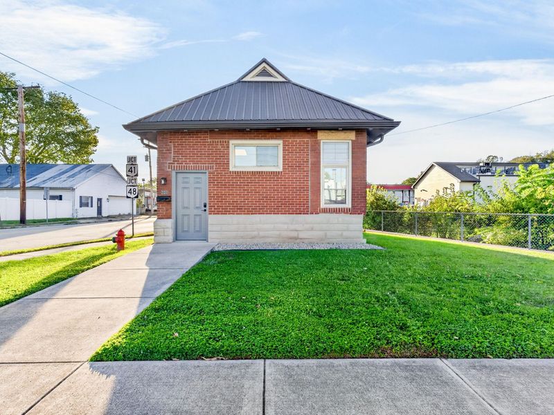 201 N Pearl Street, Covington, OH 45318 Photo 1