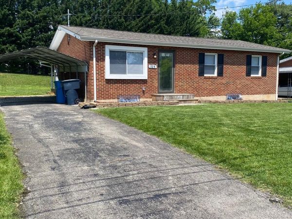 326 Koogler DR NW, Roanoke, VA 24017