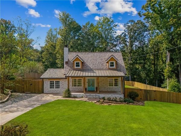 5495 Arrowhead Drive , Acworth, GA 30102