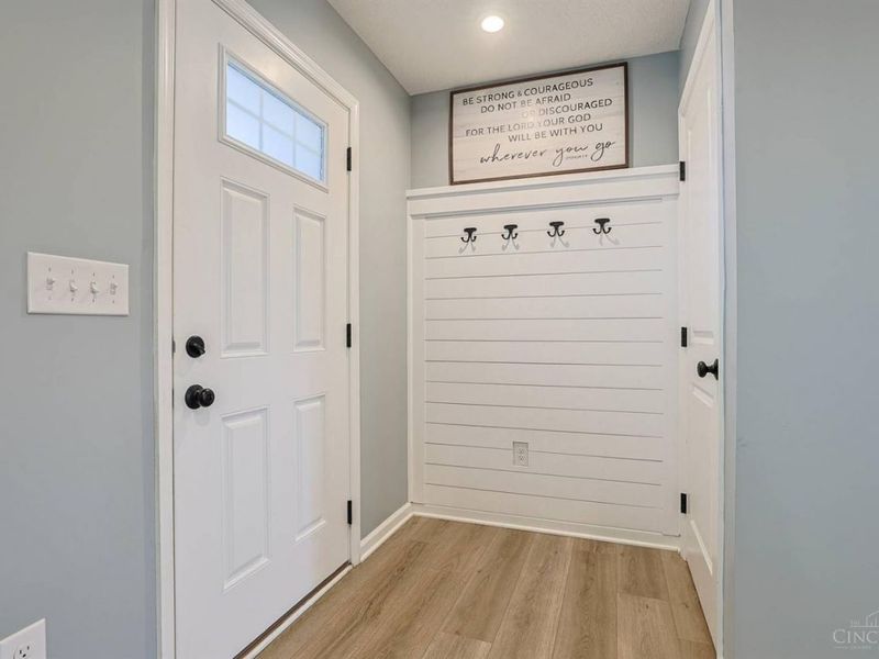 10545 Franklin Drive, Crosby Township, OH 45030 Photo 2