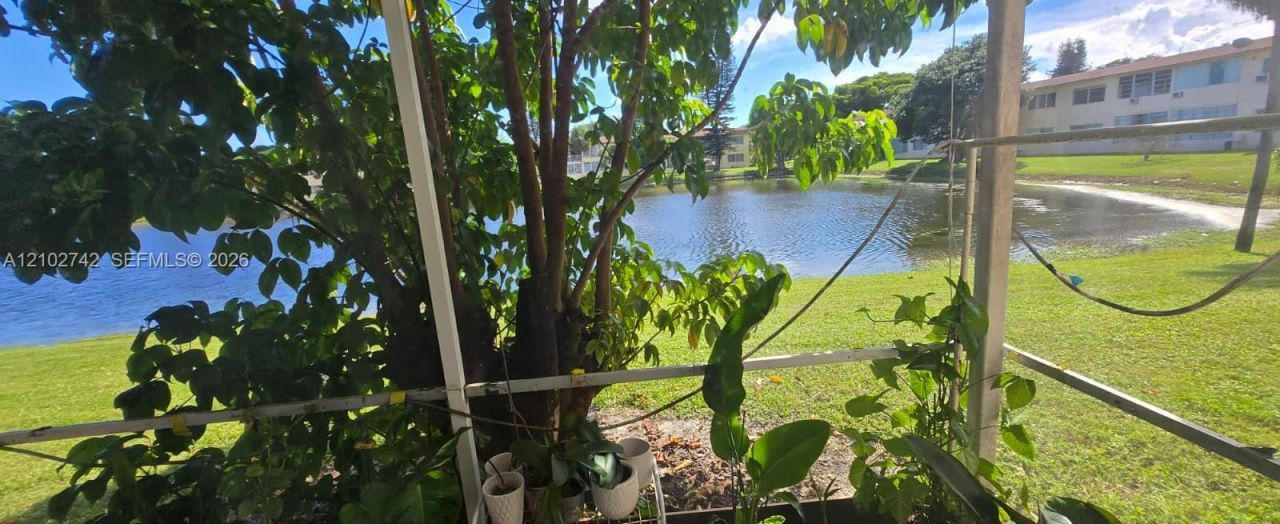 2800 NE 203rd St, Unit 8, Aventura, FL 33180 Photo