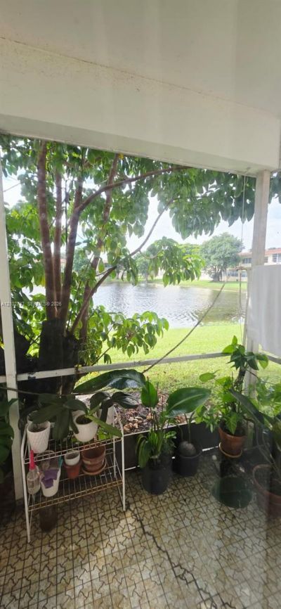 2800 NE 203rd St, Unit 8, Aventura, FL 33180 Photo