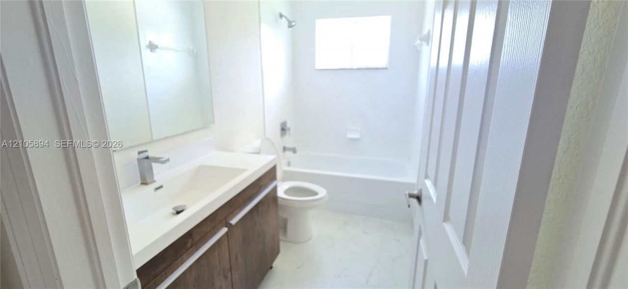 1404 SE 6th St , Homestead, FL 33033 Photo