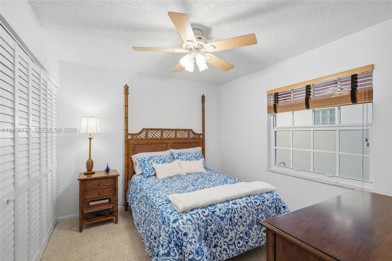 1211 Bayview Cir , Weston, FL 33326 Photo