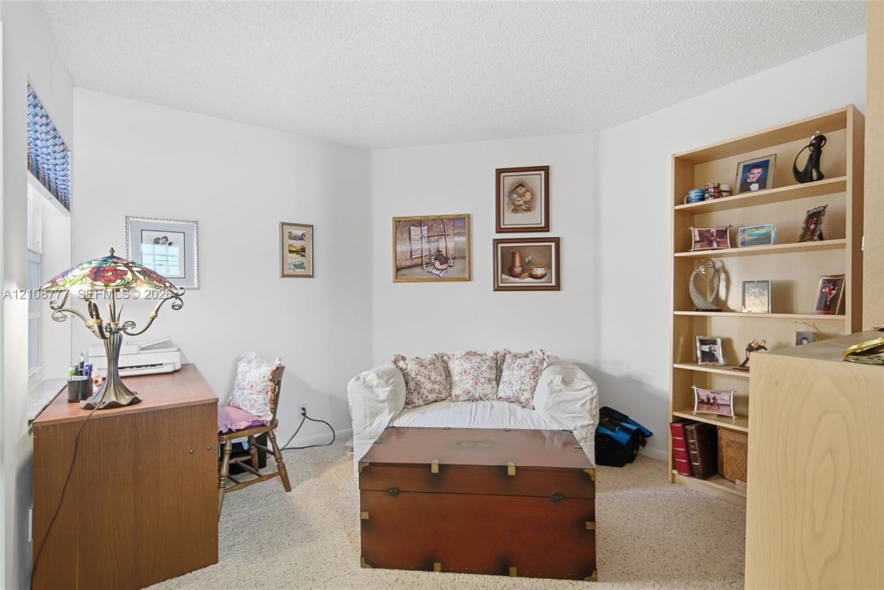 1211 Bayview Cir , Weston, FL 33326 Photo