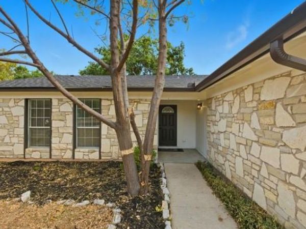 300 Twin Oak TRL, Cedar Park, TX 78613
