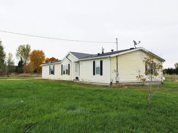 788 Long Road, Sand Lake, MI 49343