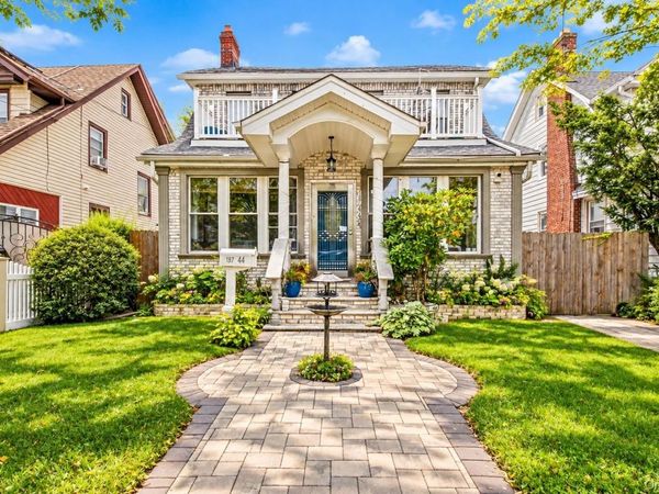 187-44 Sullivan Road , Saint Albans, NY 11412