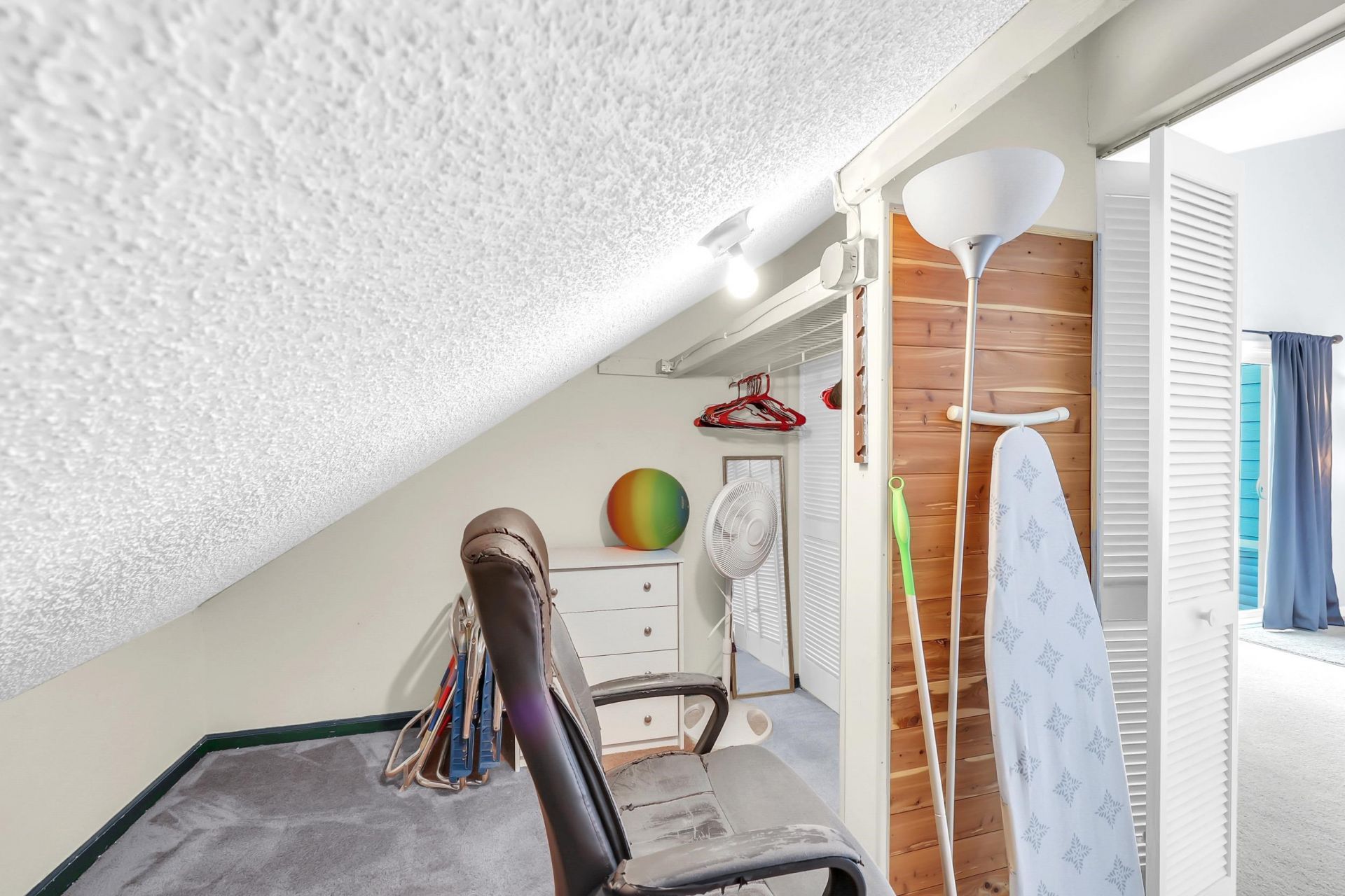 1203 Erin Way  Photo 12