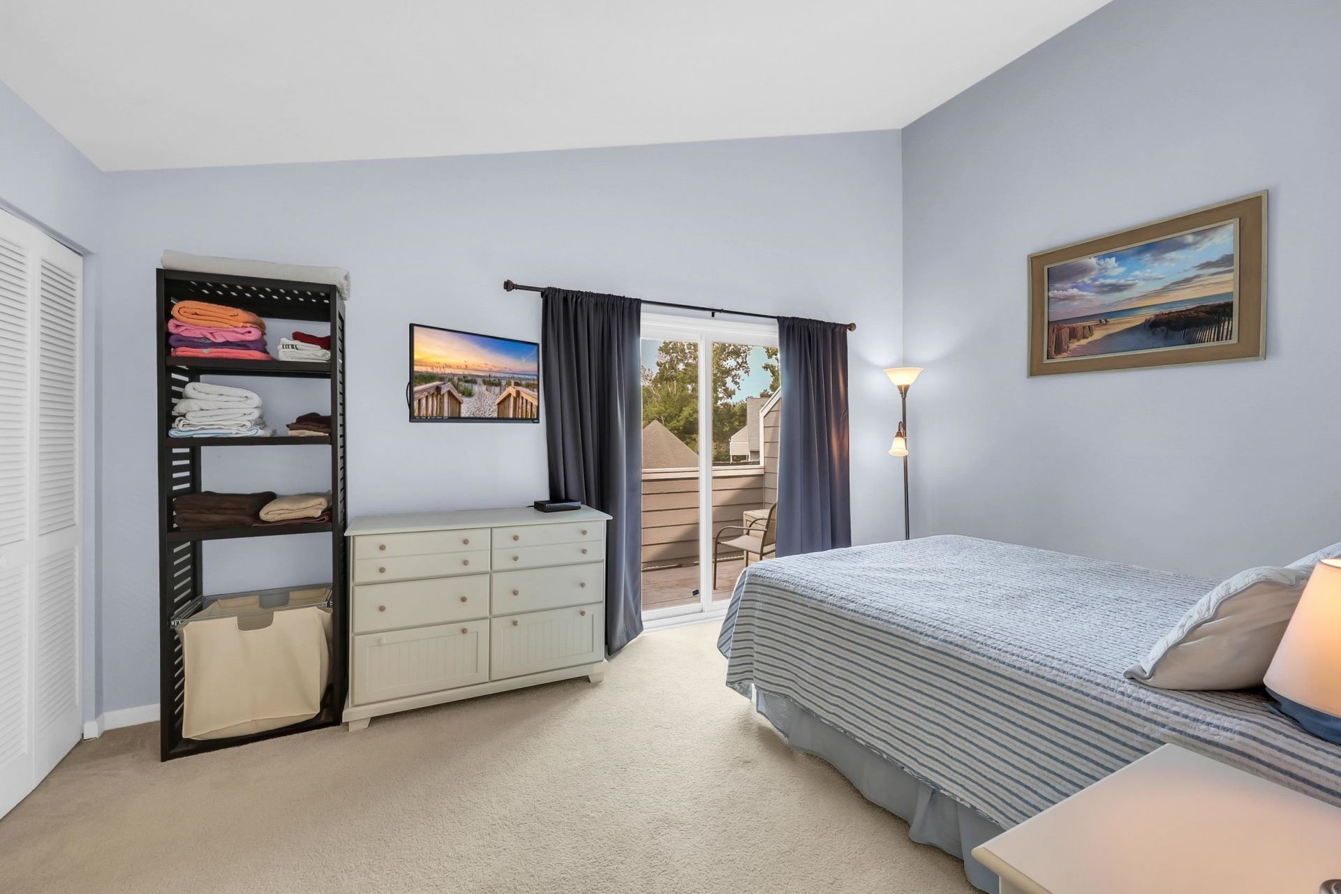 1203 Erin Way  Photo 9