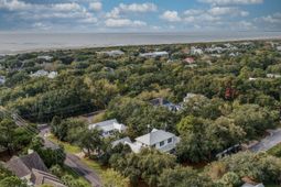 2830 Middle Street photo 4
