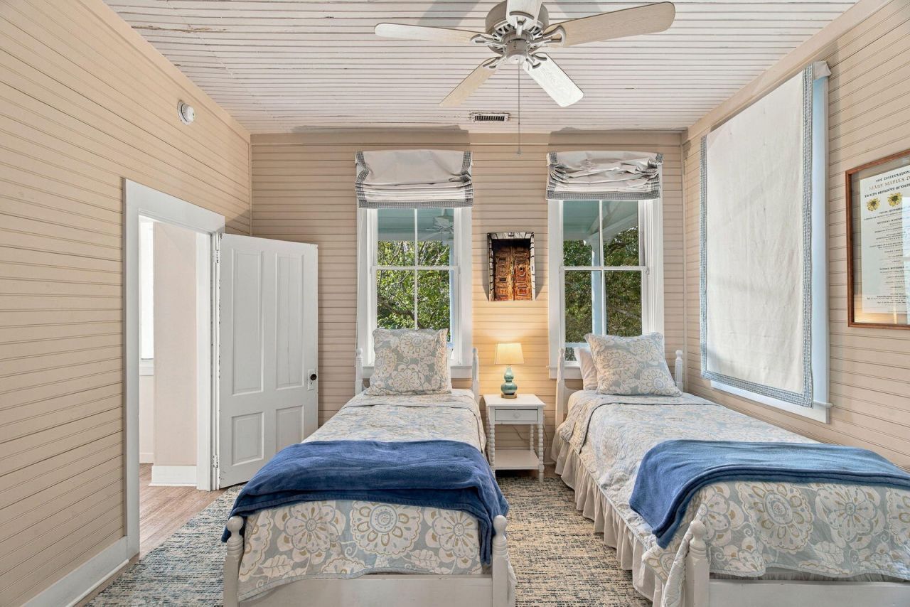 2830 Middle Street Photo 50