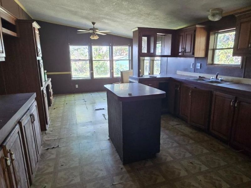 5559 Panhandle Road, New Vienna, OH 45159 Photo 9