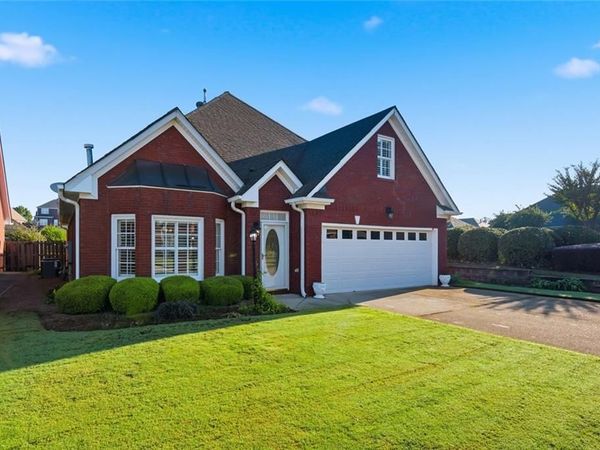 522 Sletten Drive, Lawrenceville, GA 30046